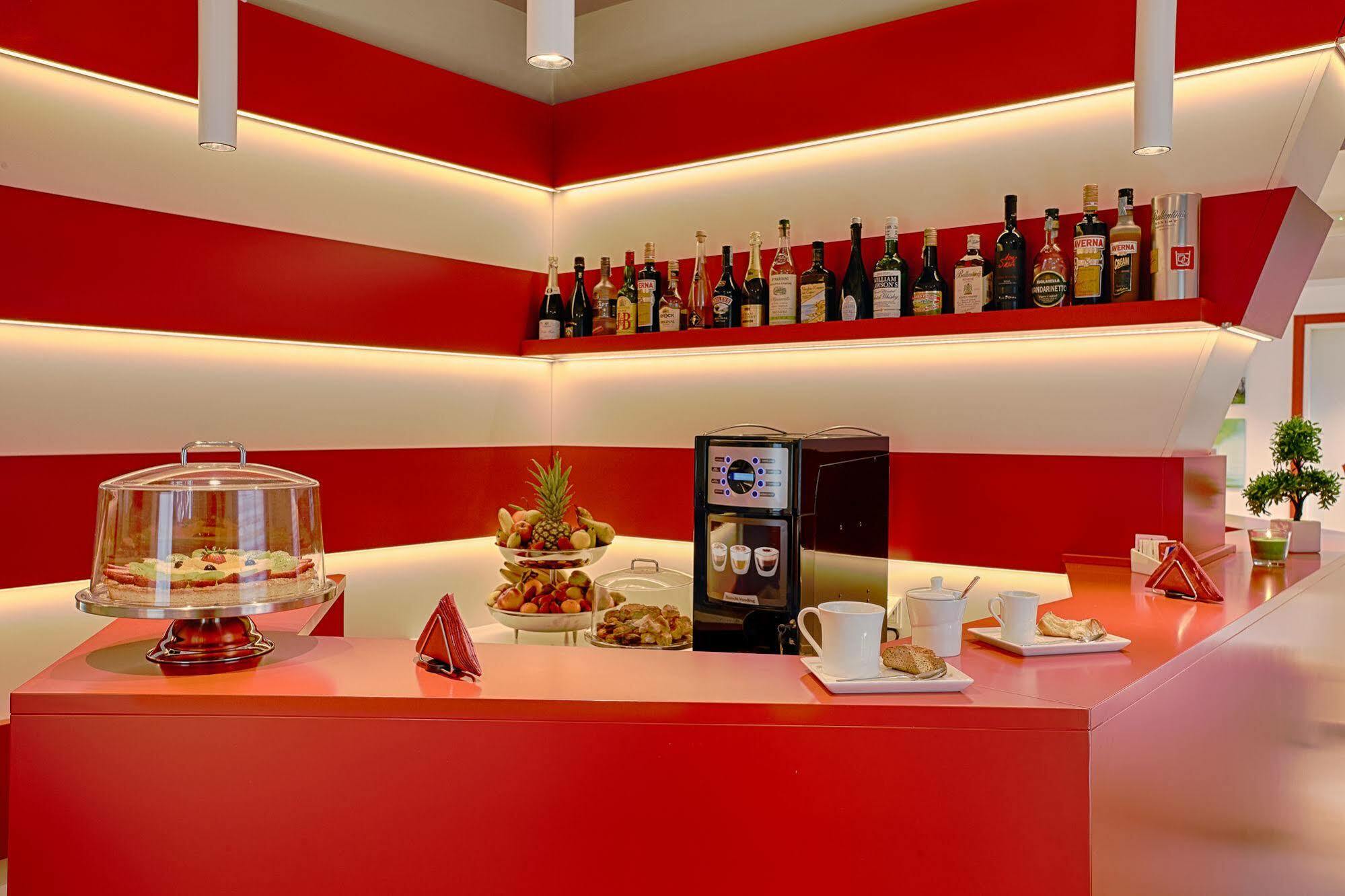 Hospitality Hotel Palermo Ngoại thất bức ảnh
